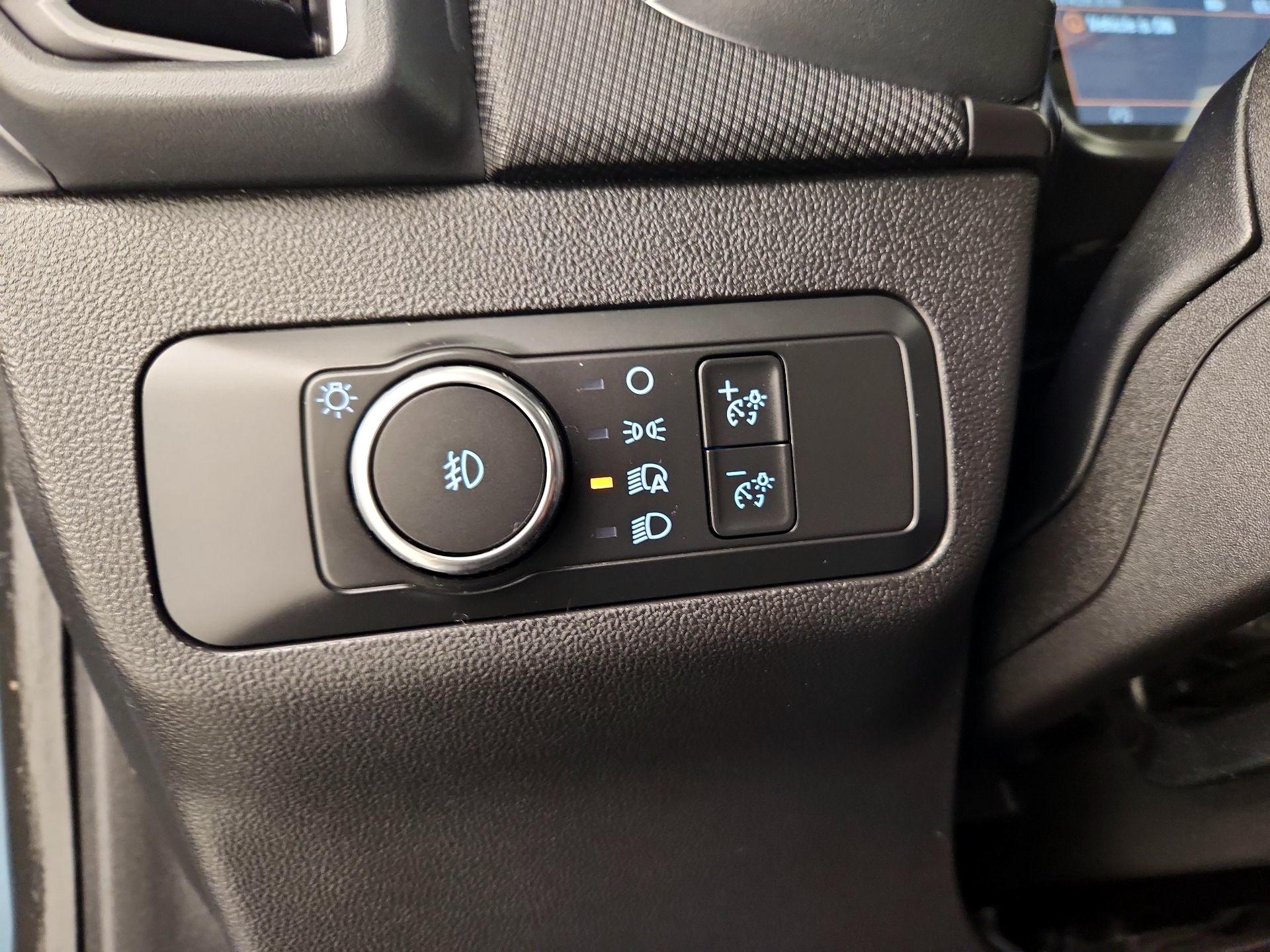 Thumbnail: 2022 Ford Bronco Sport - 13