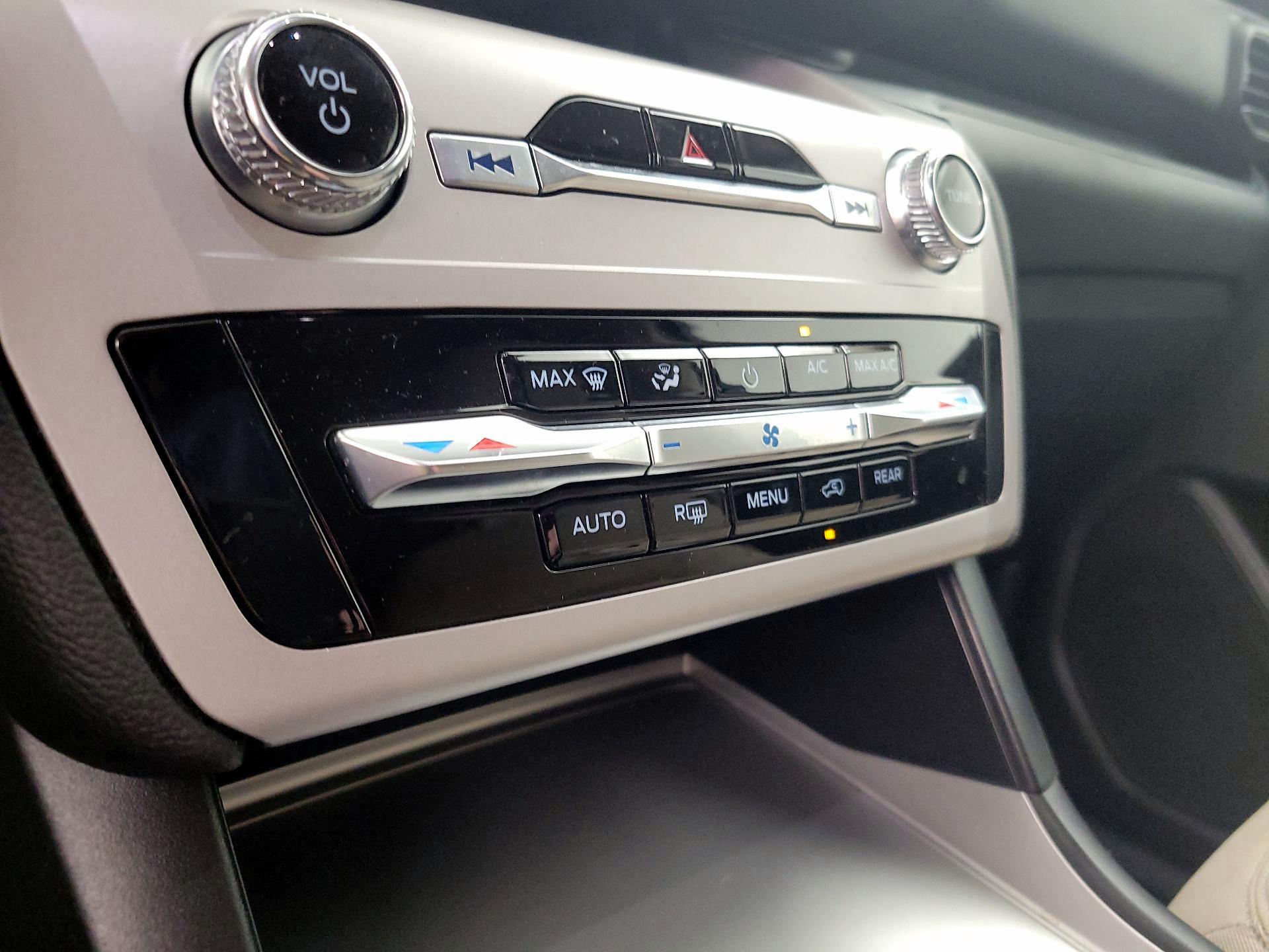 Thumbnail: 2023 Ford Explorer - 16