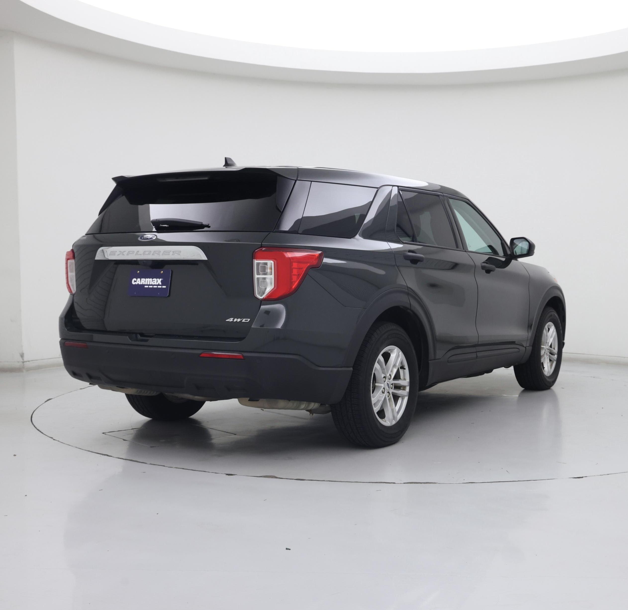 Thumbnail: 2023 Ford Explorer - 8