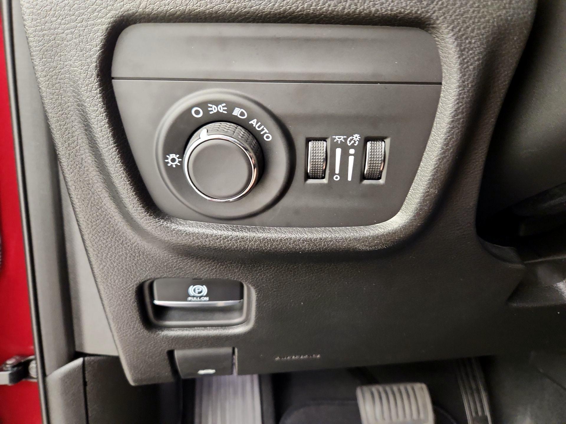 Thumbnail: 2024 Jeep Grand Cherokee - 13