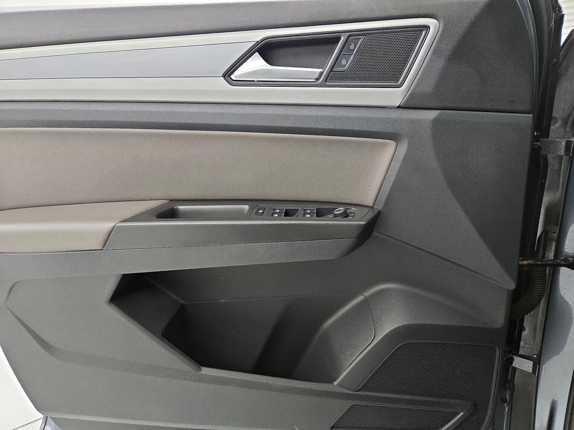 Thumbnail: 2021 Volkswagen Atlas - 12