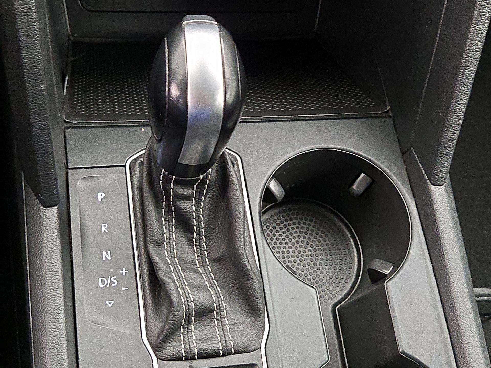 Thumbnail: 2021 Volkswagen Atlas - 17