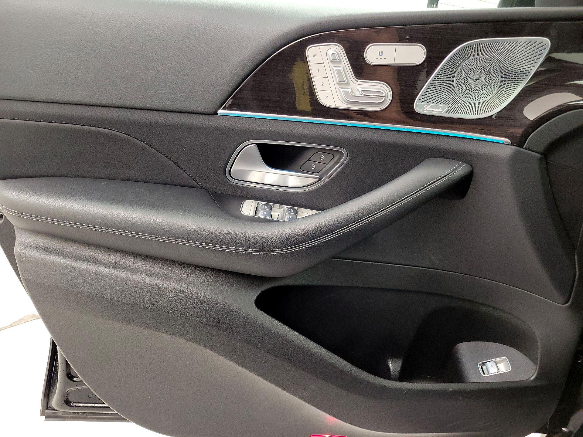 Thumbnail: 2020 Mercedes-Benz GLE - 12