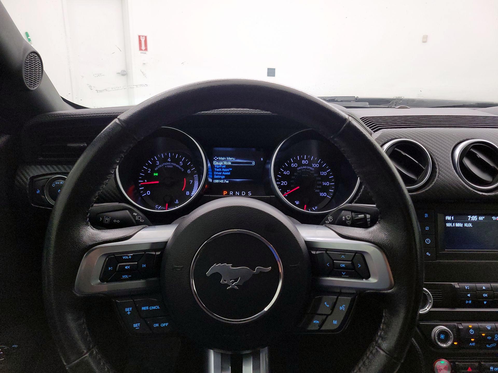 Thumbnail: 2022 Ford Mustang - 10