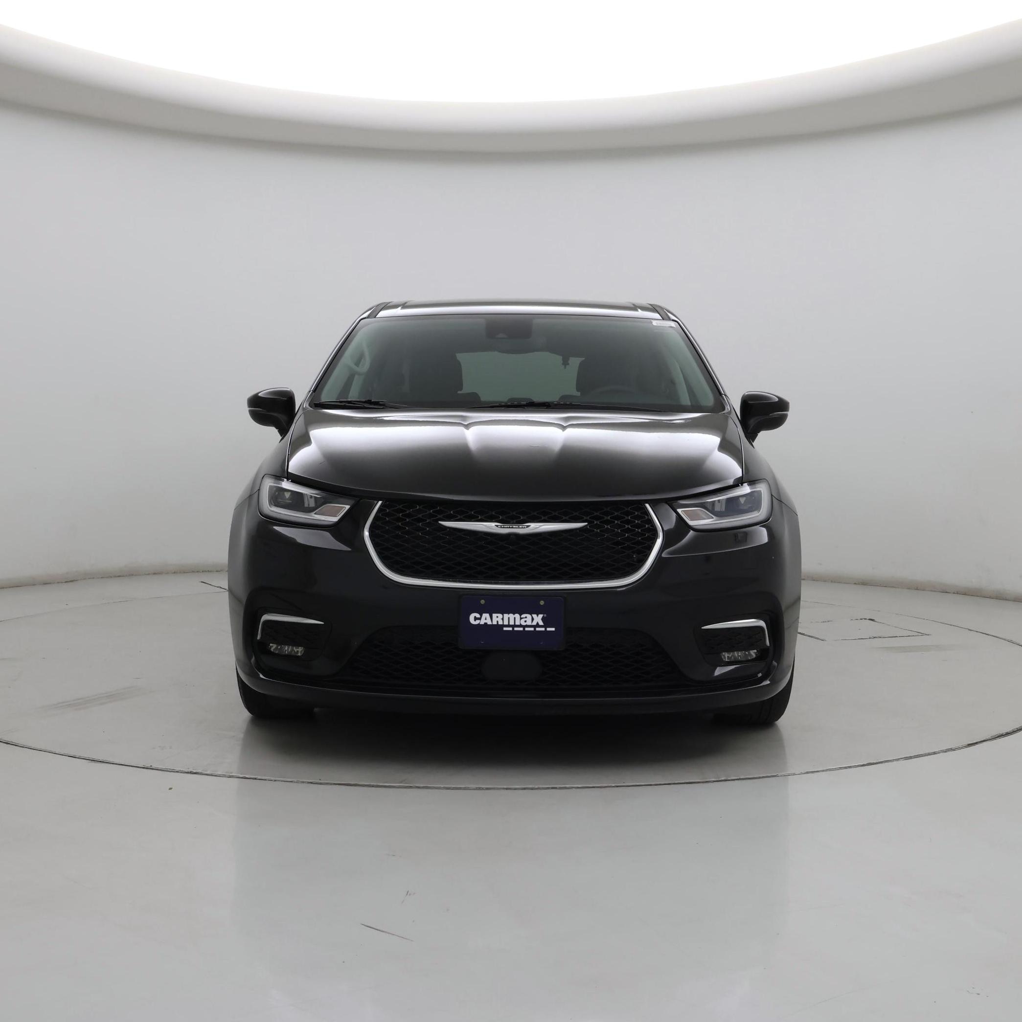 Thumbnail: 2023 Chrysler Pacifica - 5