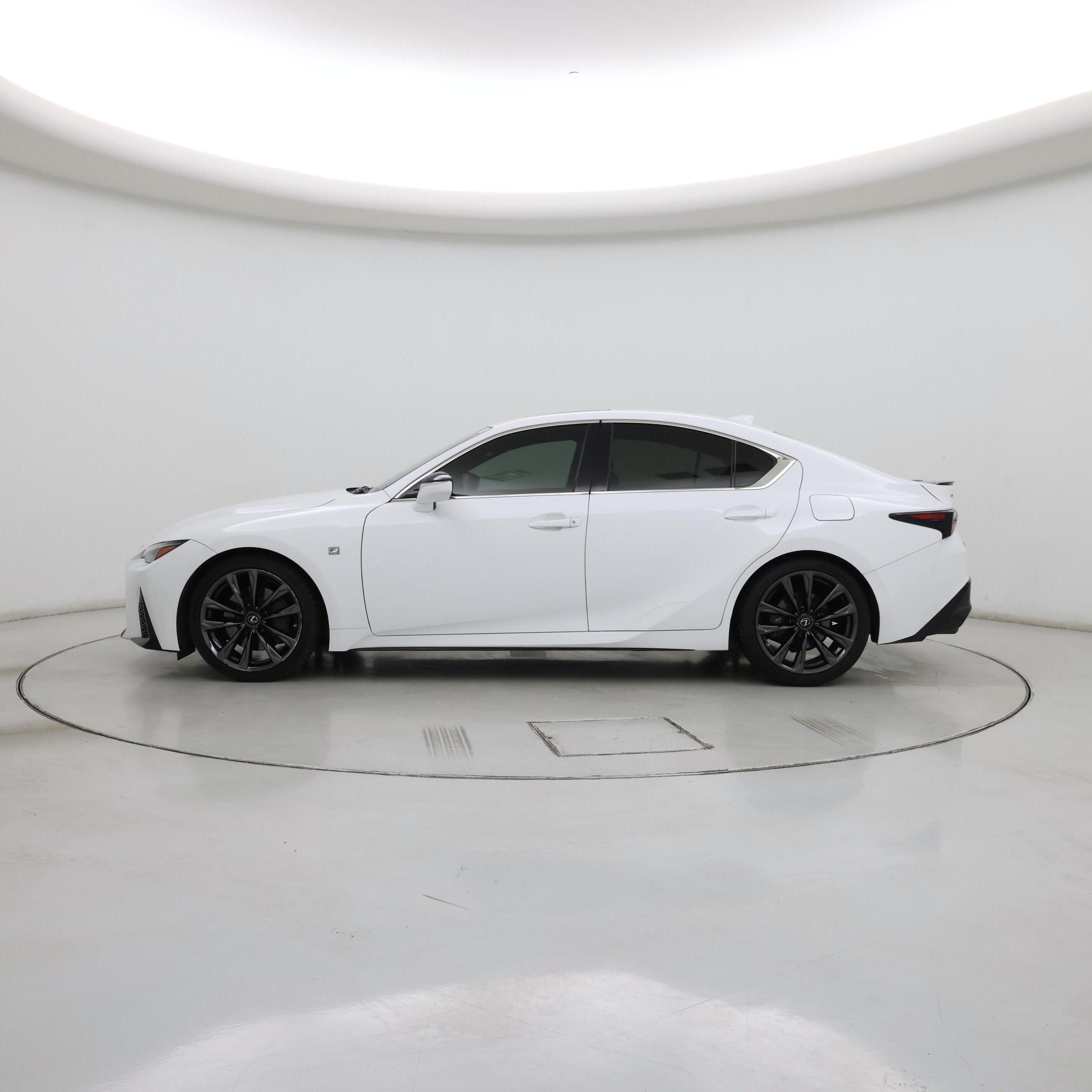 Thumbnail: 2021 Lexus IS - 3