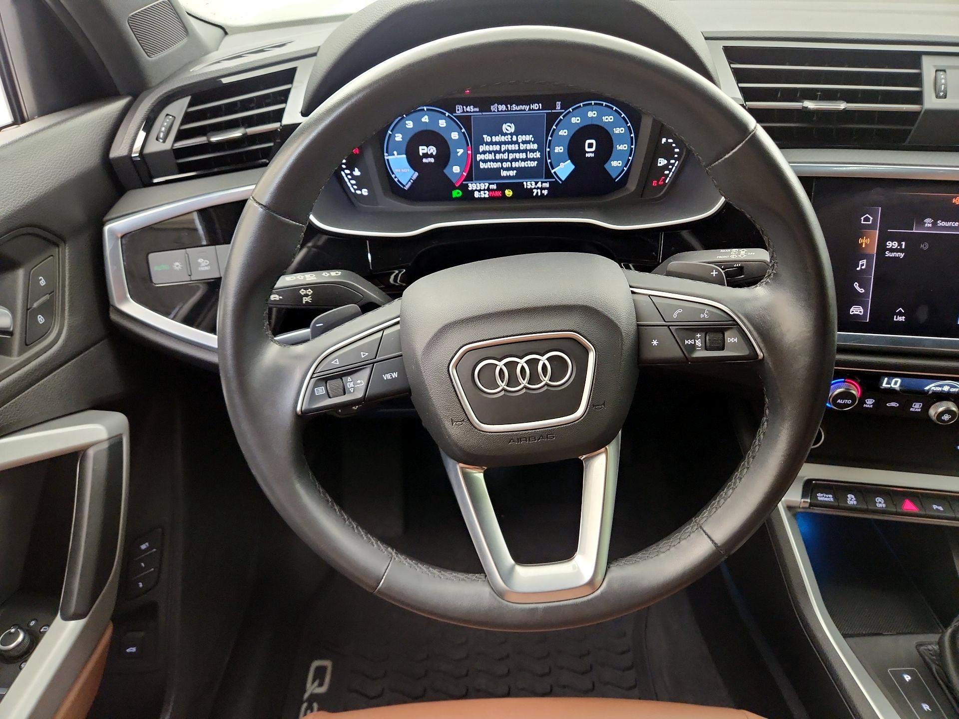 Thumbnail: 2022 Audi Q3 - 10