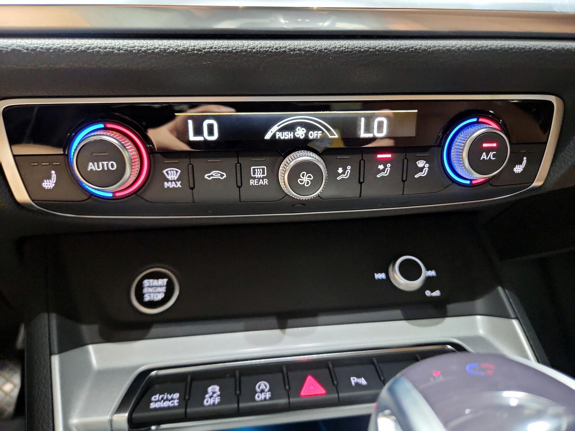 Thumbnail: 2022 Audi Q3 - 14