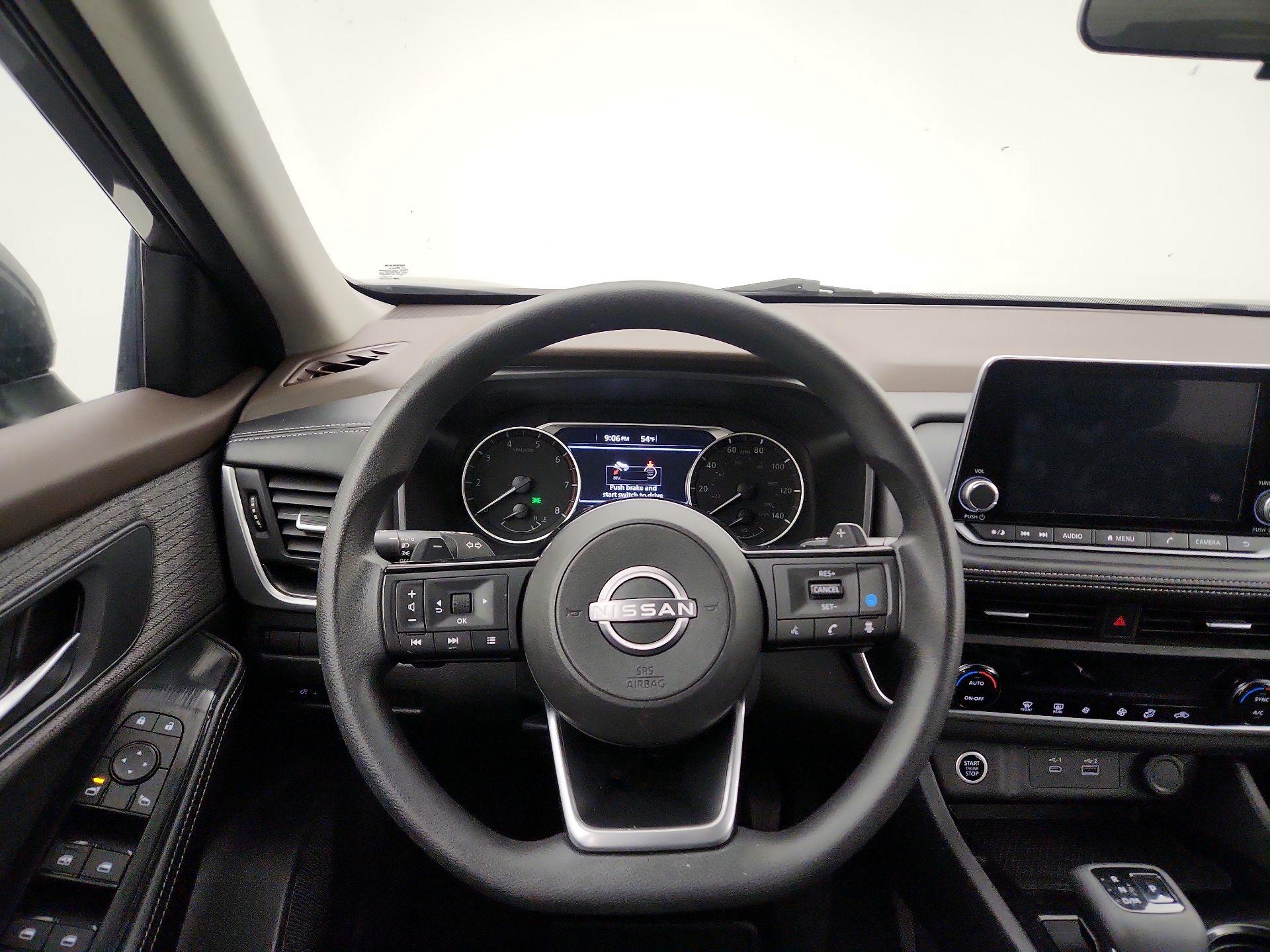 Thumbnail: 2023 Nissan Rogue - 10