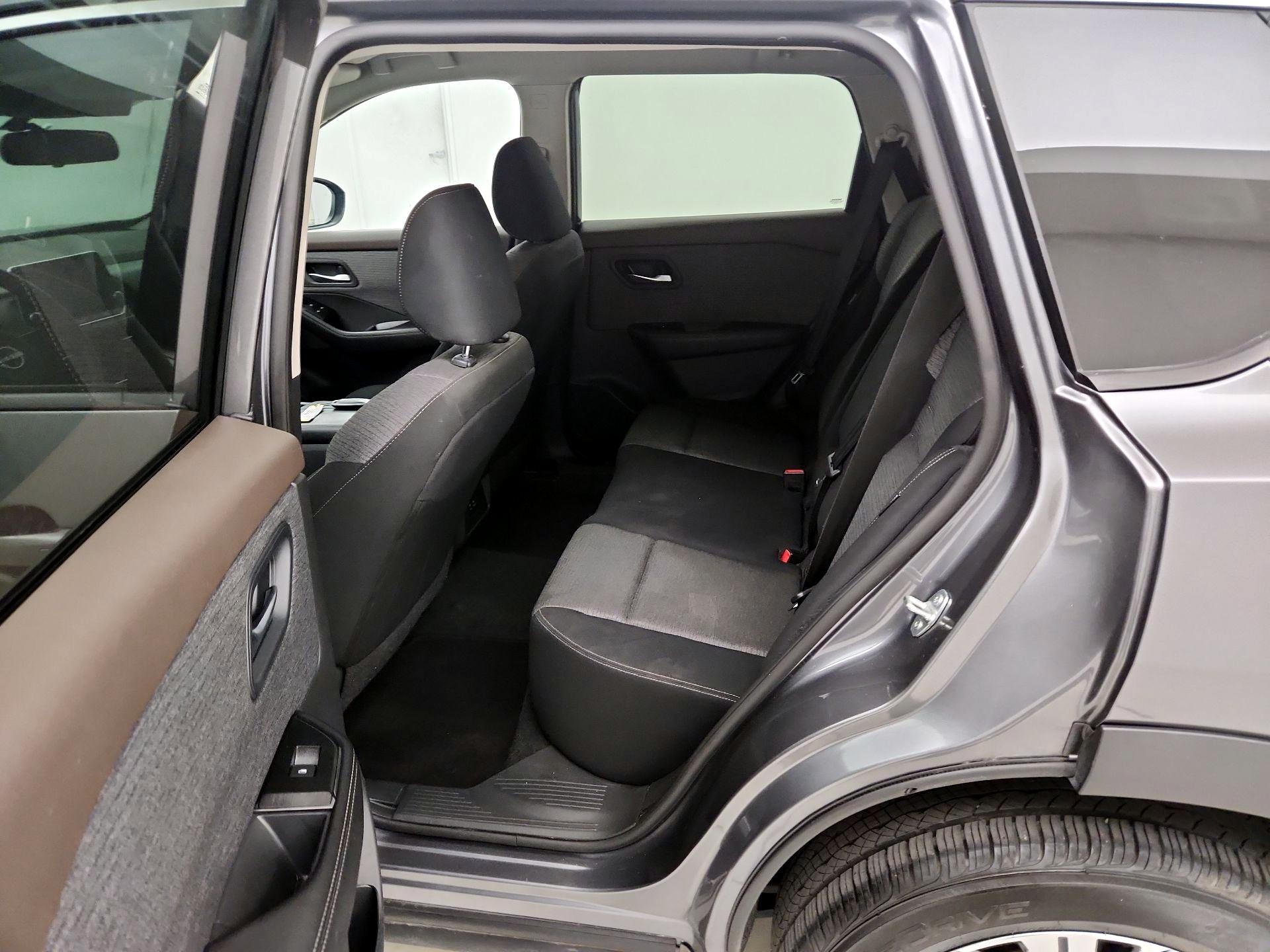 Thumbnail: 2023 Nissan Rogue - 19