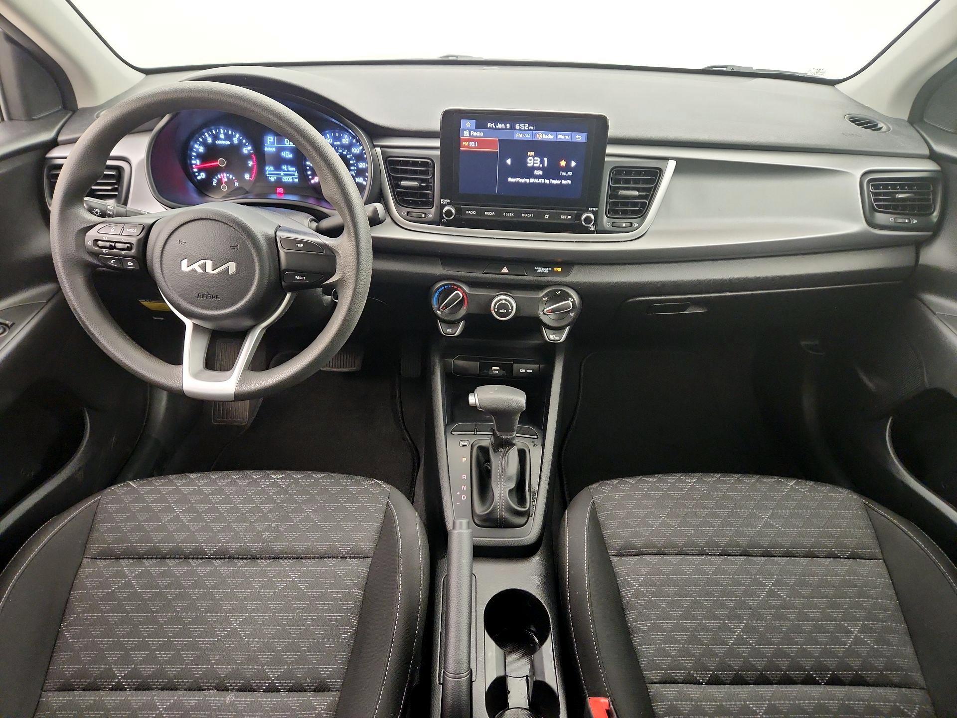 Thumbnail: 2023 Kia Rio - 9