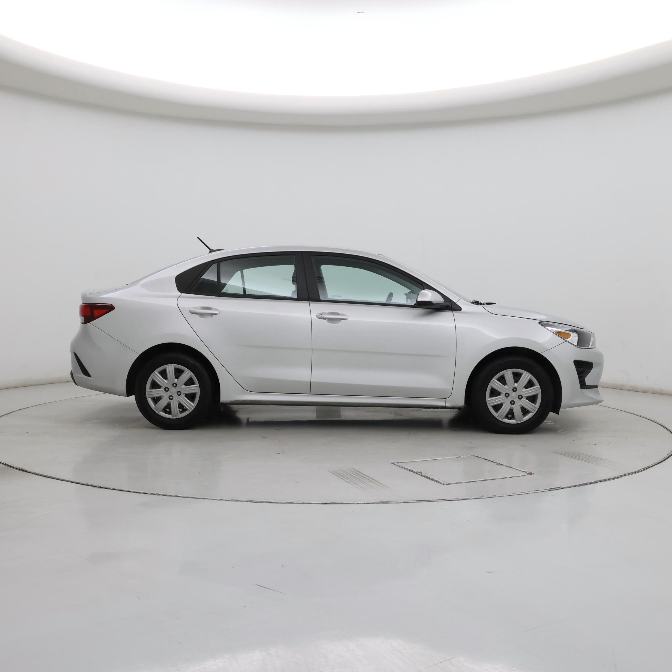 Thumbnail: 2023 Kia Rio - 7