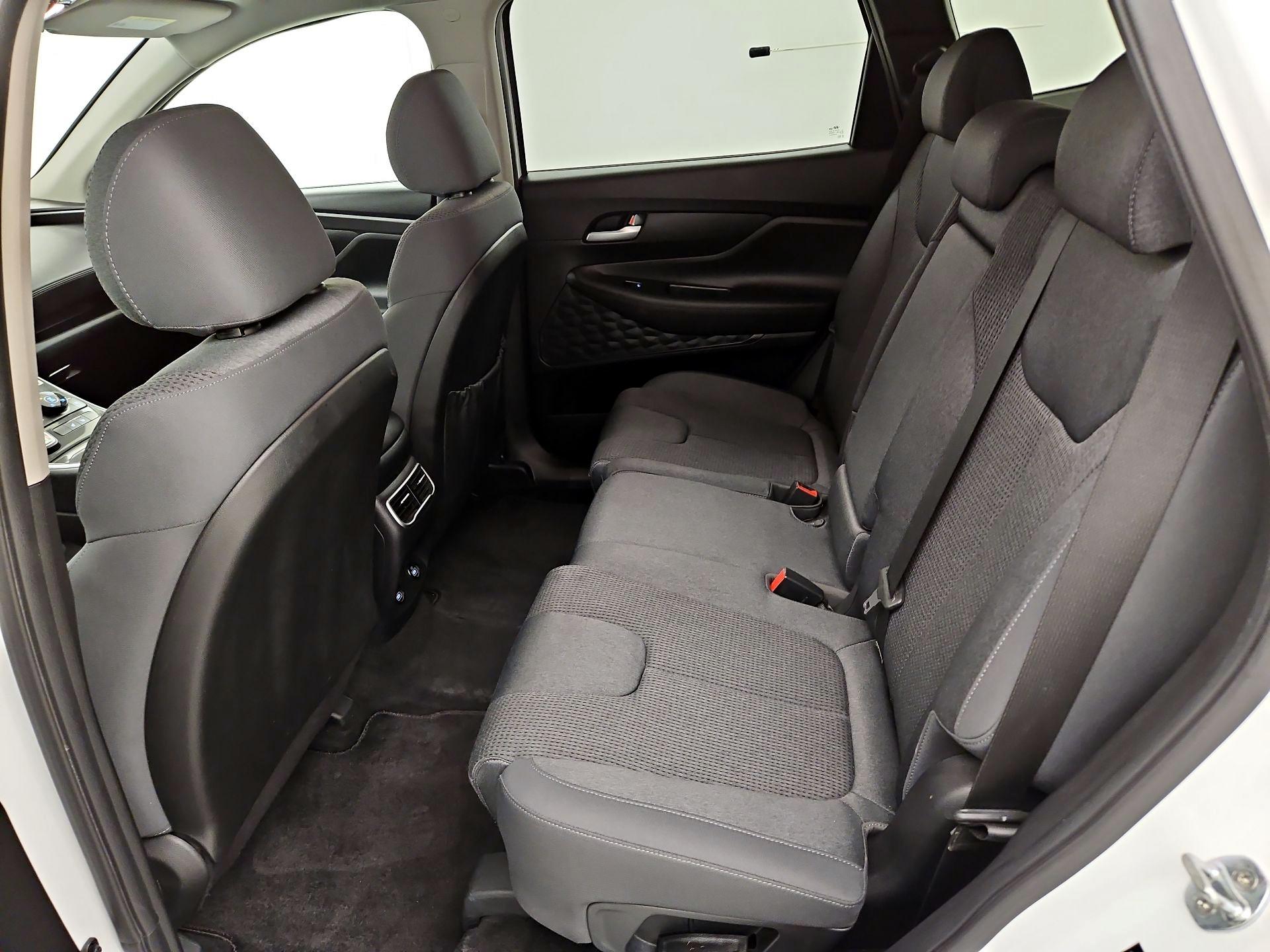 Thumbnail: 2022 Hyundai Santa Fe - 19