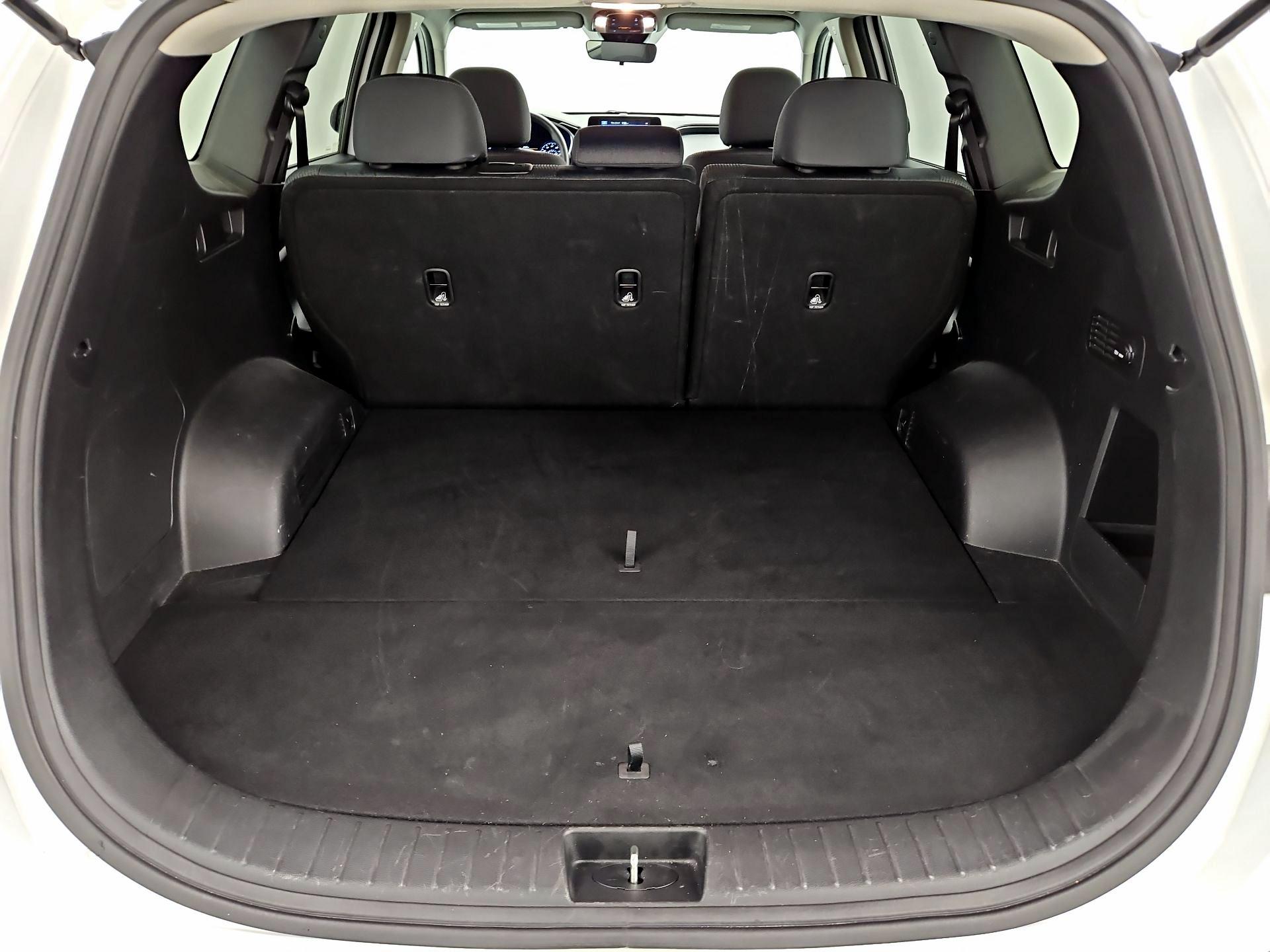 Thumbnail: 2022 Hyundai Santa Fe - 20