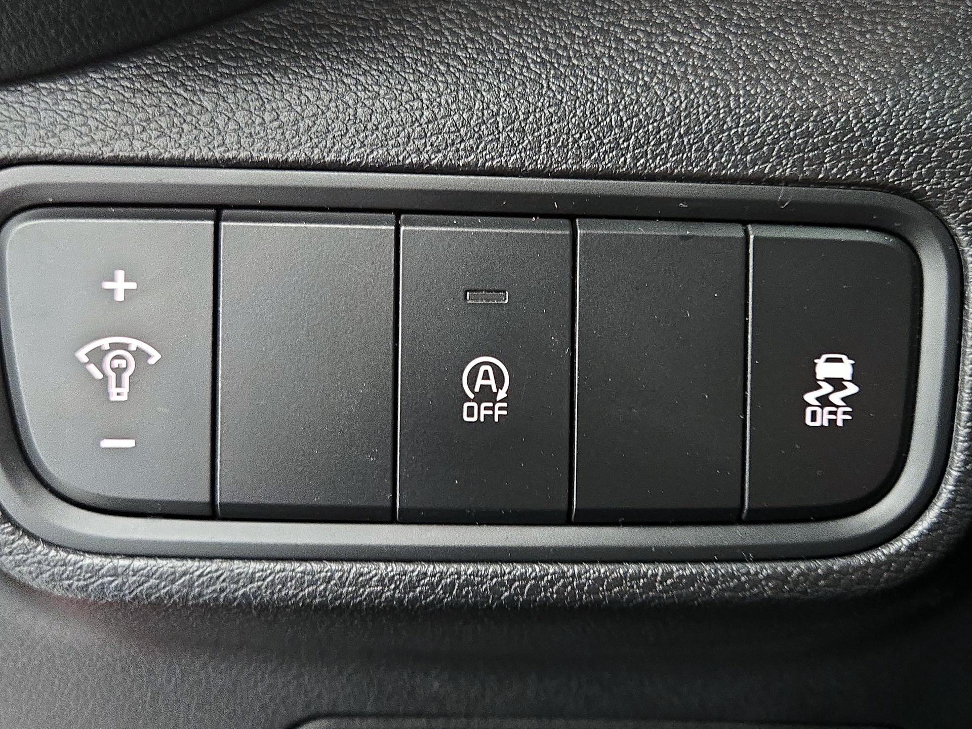 Thumbnail: 2020 Kia Soul - 13