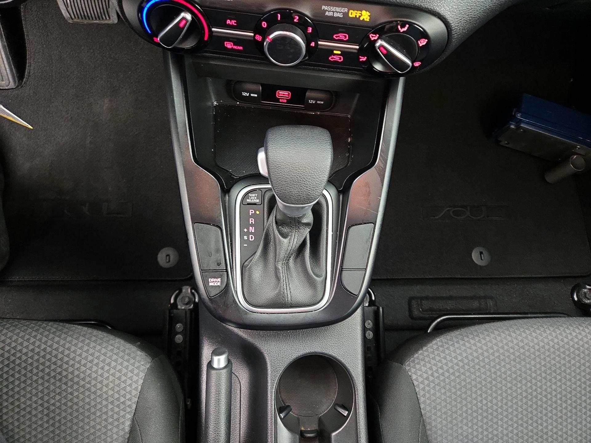 Thumbnail: 2020 Kia Soul - 17