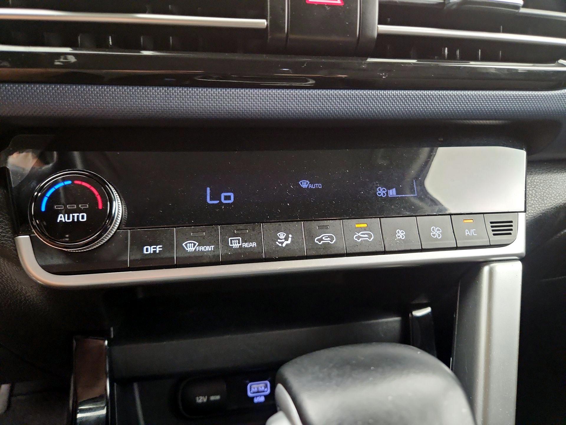 Thumbnail: 2022 Kia Seltos - 14