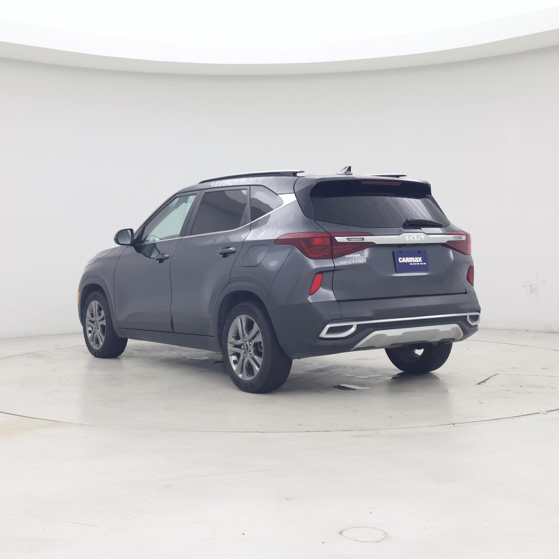 Thumbnail: 2022 Kia Seltos - 2