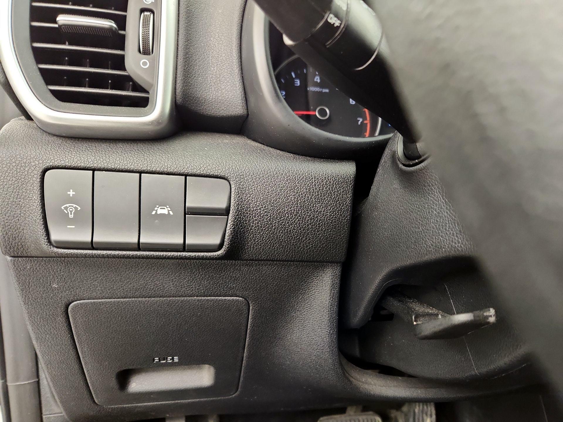 Thumbnail: 2022 Kia Sportage - 13