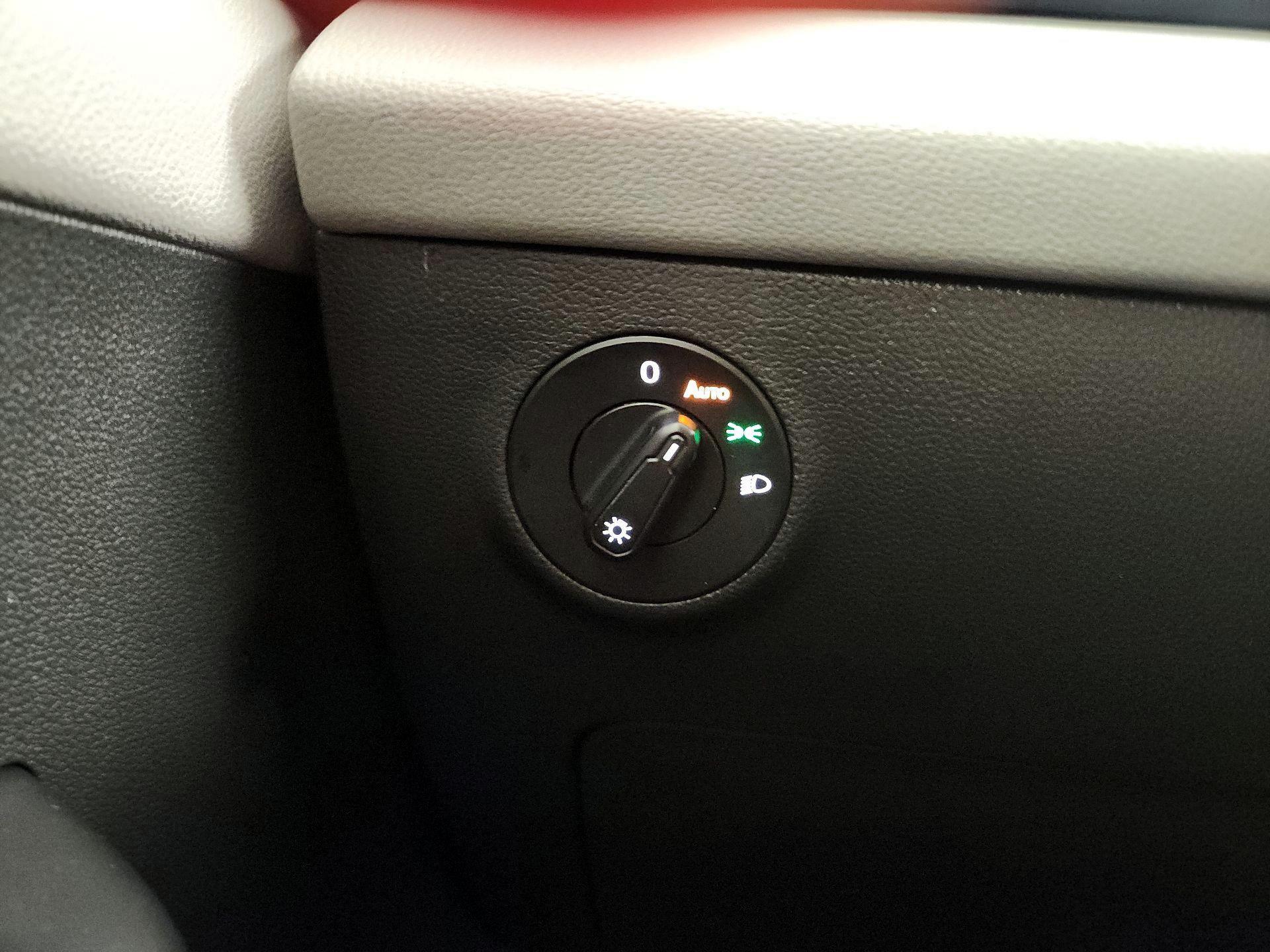 Thumbnail: 2023 Volkswagen Taos - 13