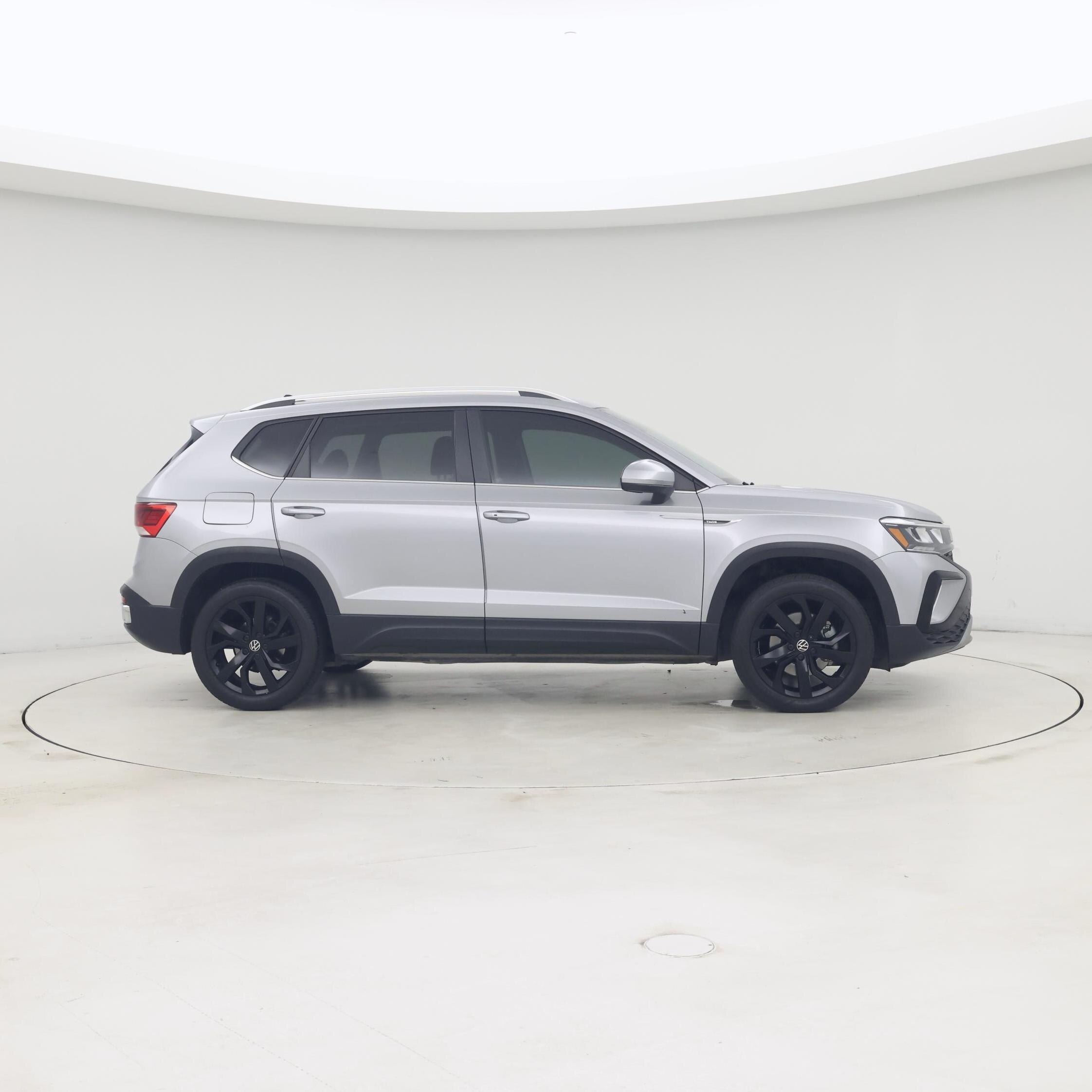 Thumbnail: 2023 Volkswagen Taos - 7