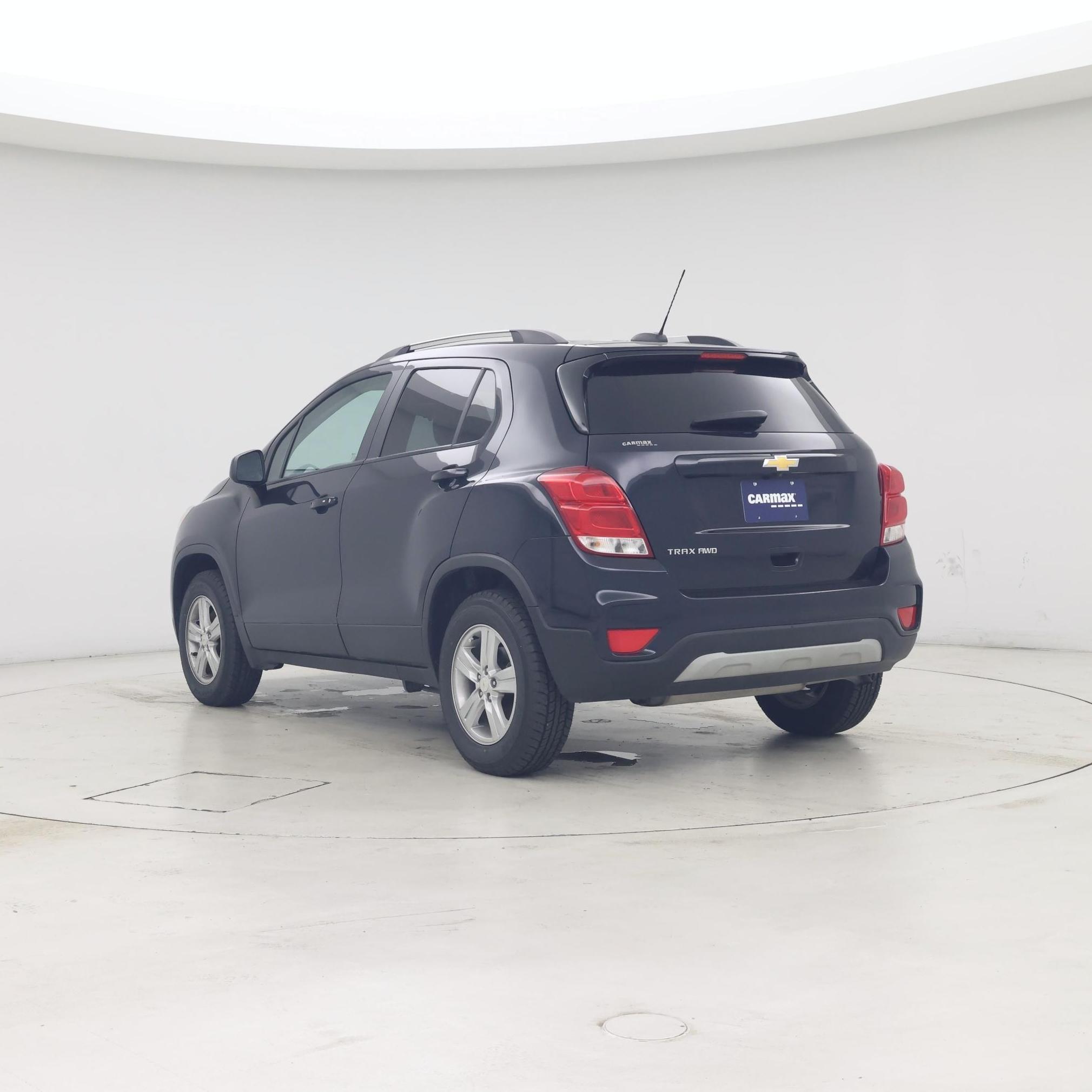 Thumbnail: 2022 Chevrolet Trax - 2