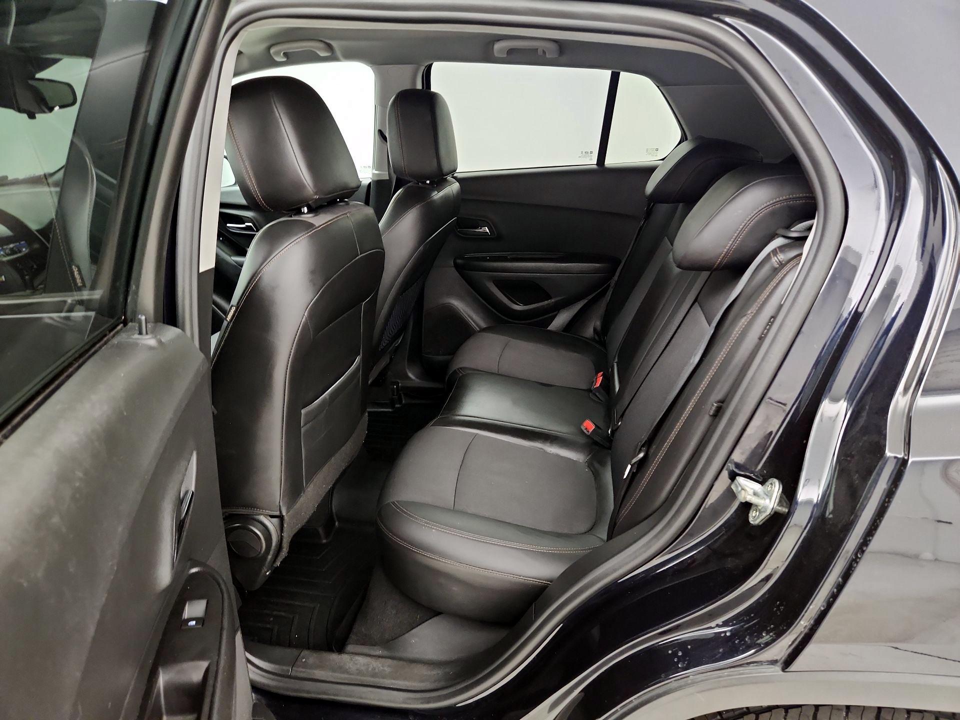 Thumbnail: 2022 Chevrolet Trax - 19