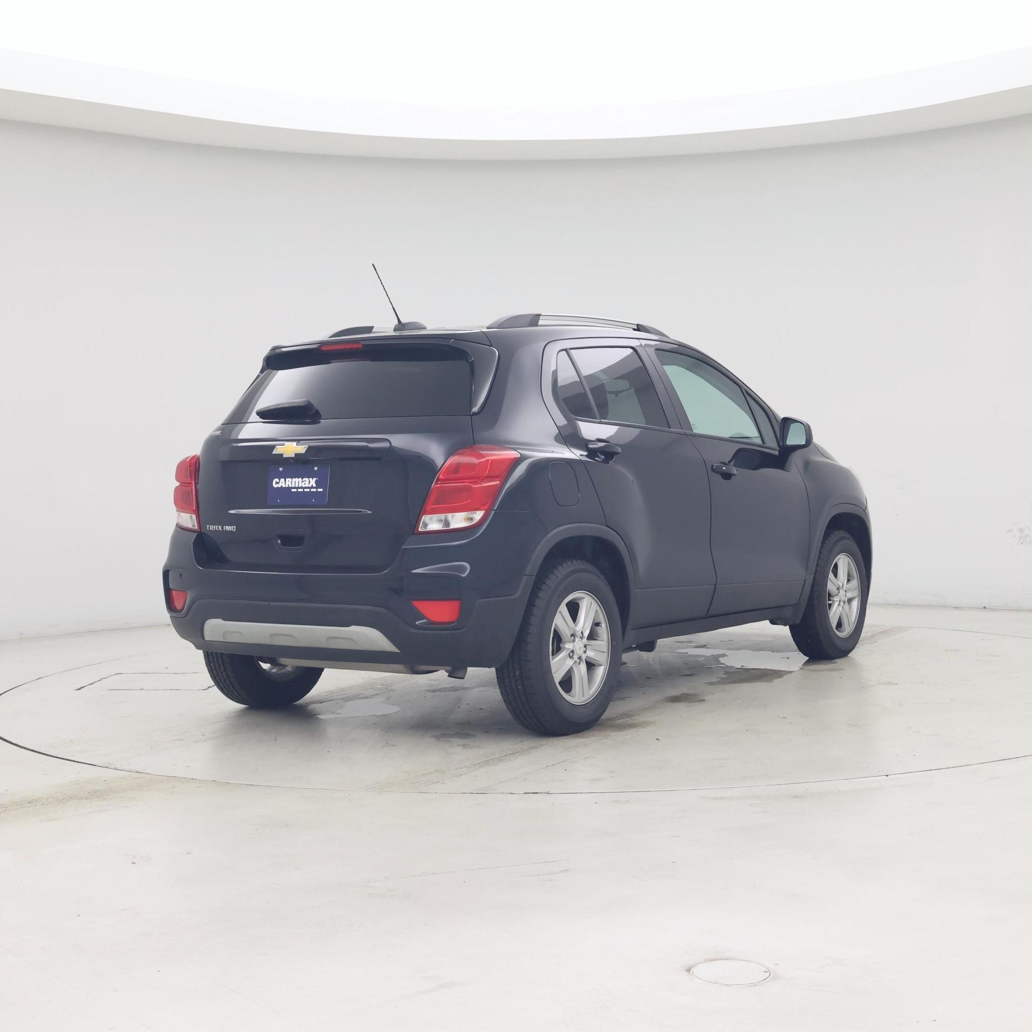 Thumbnail: 2022 Chevrolet Trax - 8