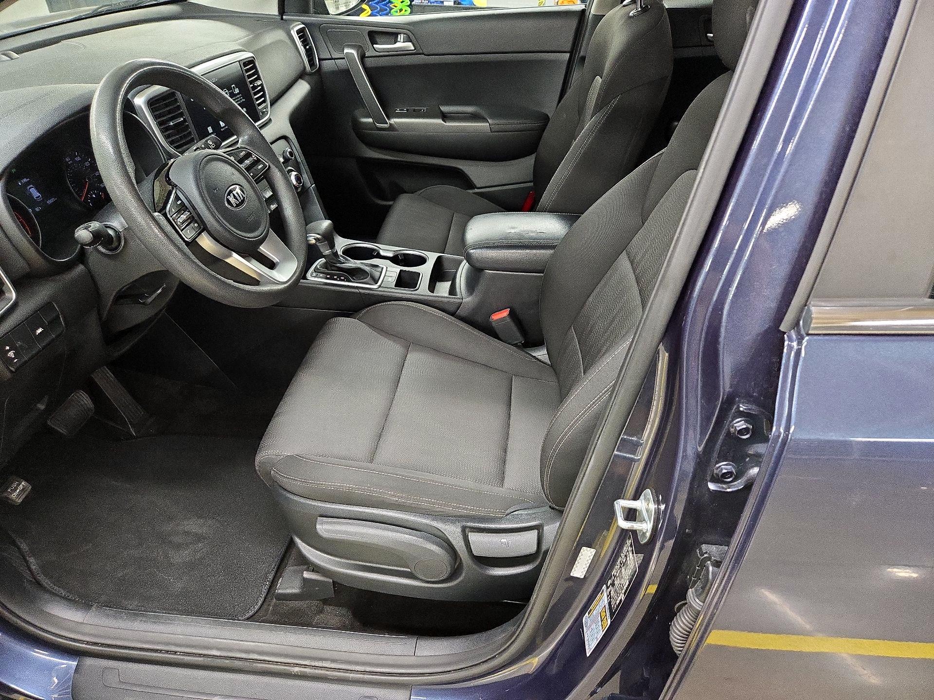 Thumbnail: 2022 Kia Sportage - 11