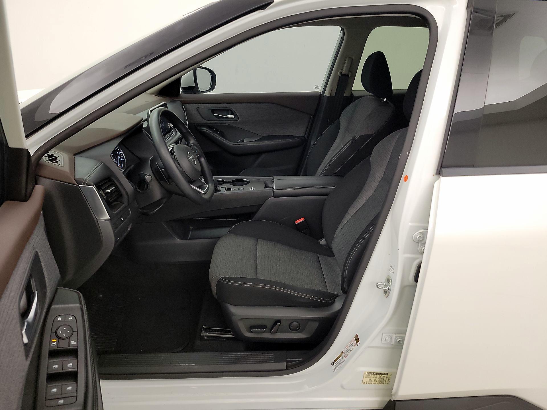 Thumbnail: 2021 Nissan Rogue - 11