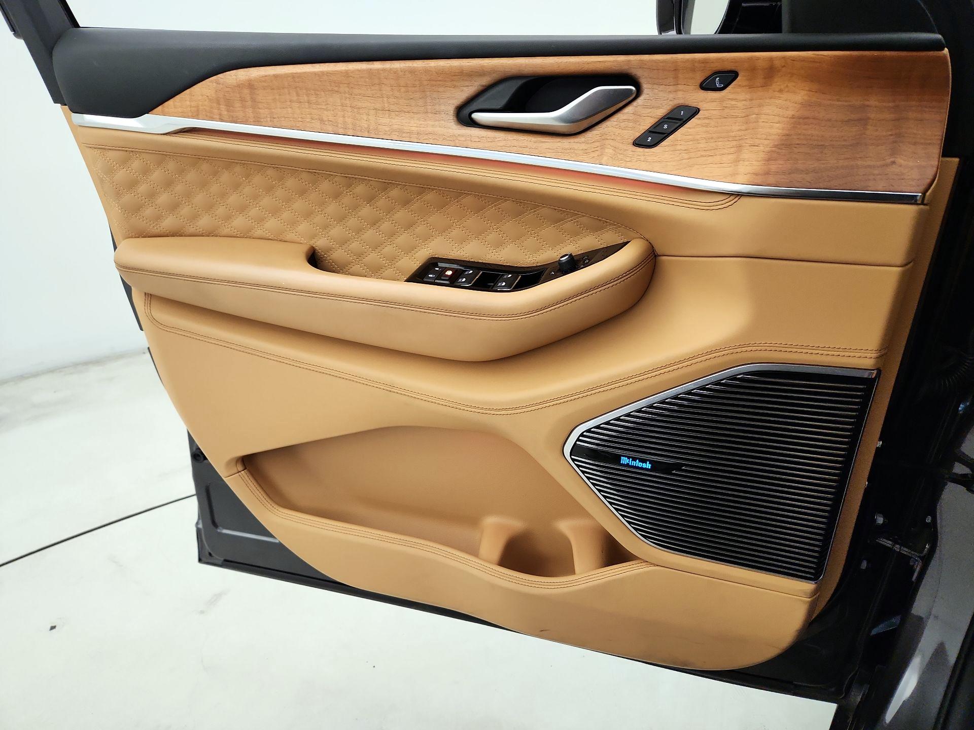 Thumbnail: 2021 Jeep Grand Cherokee L - 12