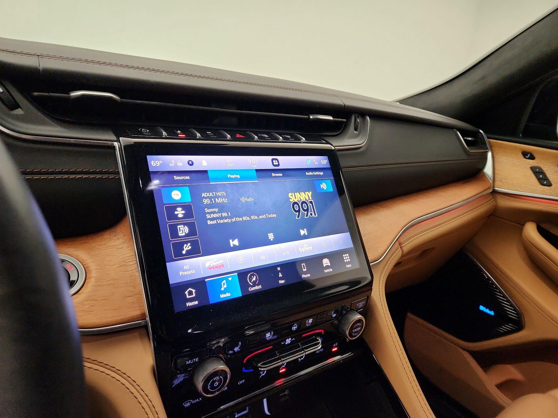 Thumbnail: 2021 Jeep Grand Cherokee L - 13