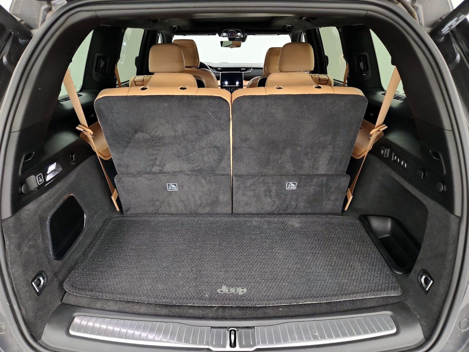 2021 Jeep Grand Cherokee L Summit Reserve - Photo 17