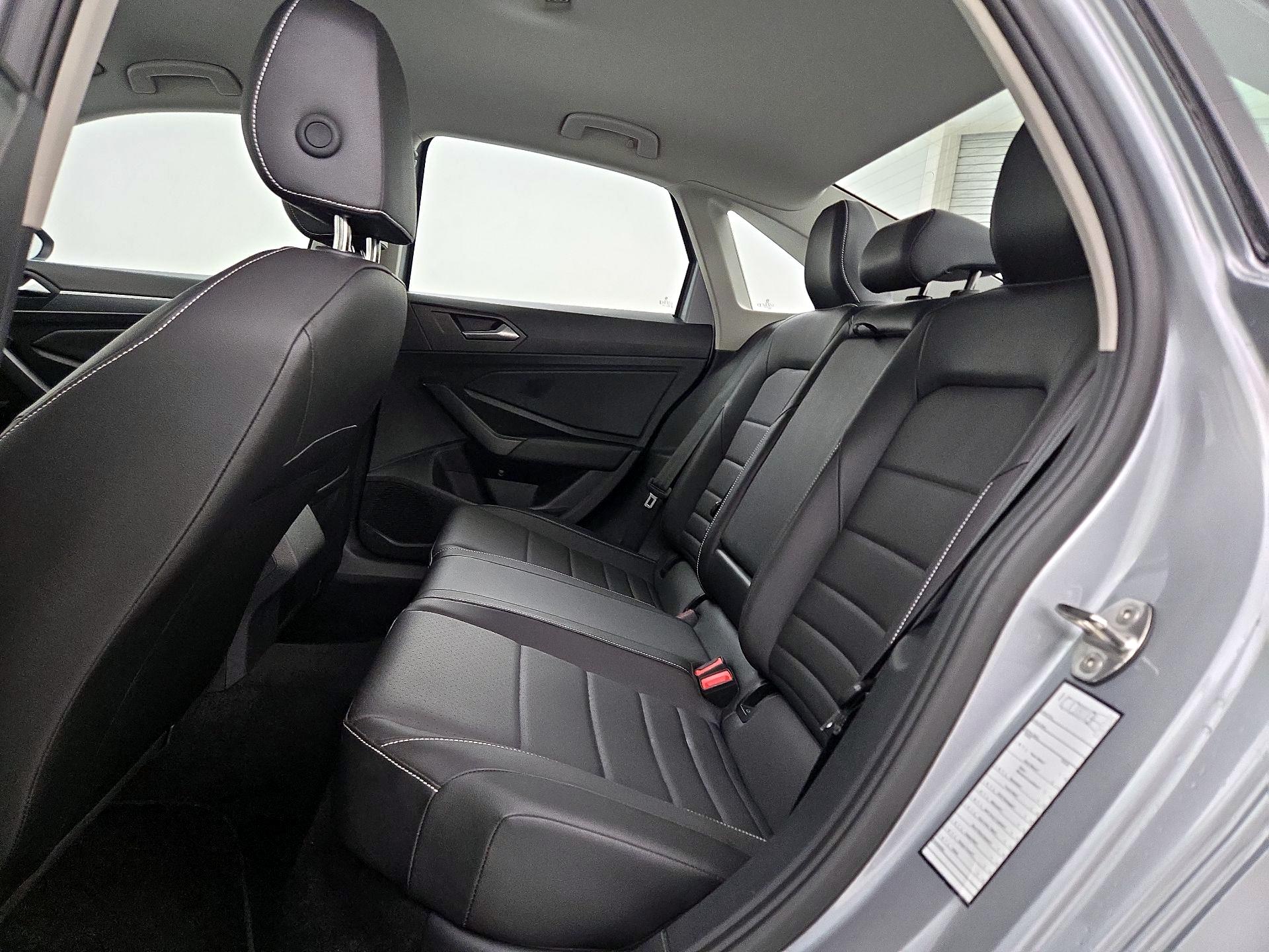 Thumbnail: 2024 Volkswagen Jetta - 19