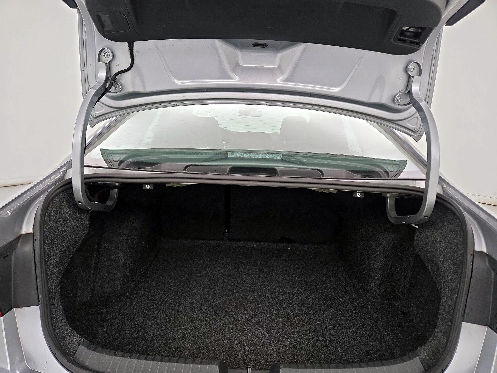 Thumbnail: 2024 Volkswagen Jetta - 20