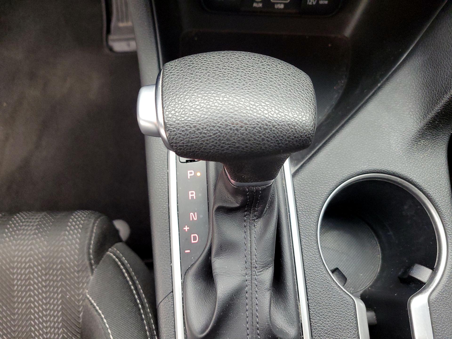 Thumbnail: 2019 Kia Sportage - 17