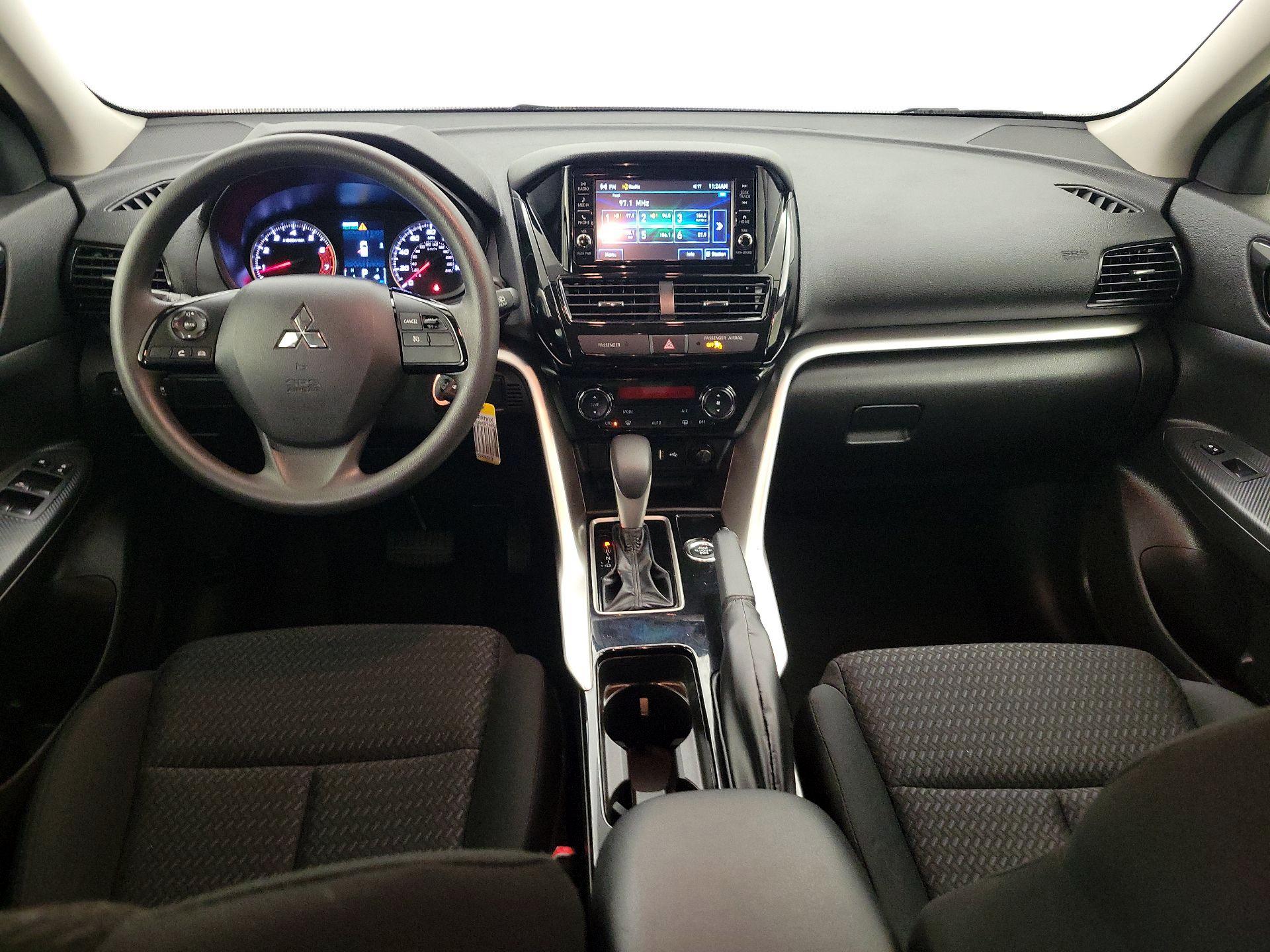 Thumbnail: 2024 Mitsubishi Eclipse Cross - 9