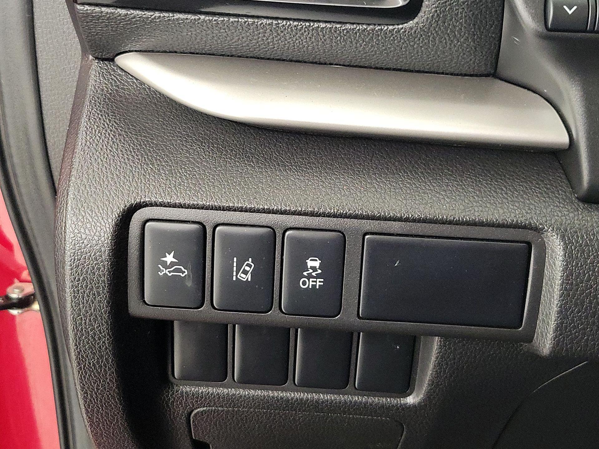 Thumbnail: 2024 Mitsubishi Eclipse Cross - 13