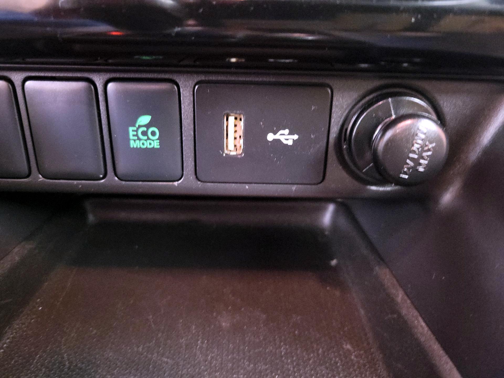 Thumbnail: 2024 Mitsubishi Eclipse Cross - 18