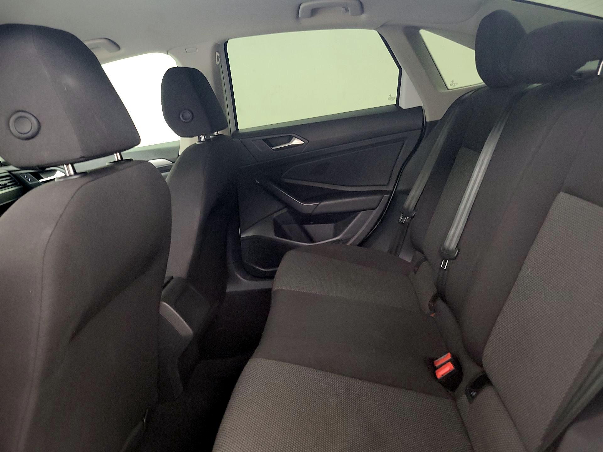 Thumbnail: 2021 Volkswagen Jetta - 19