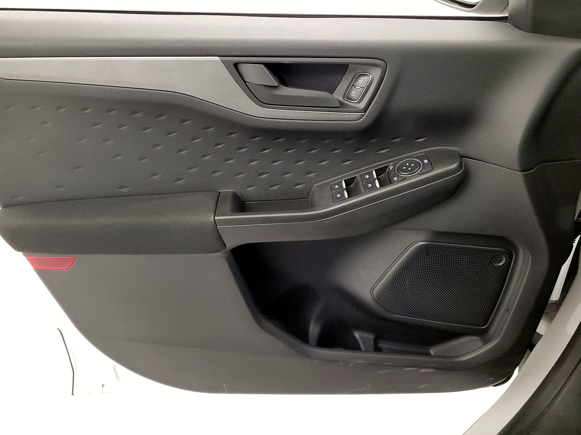 Thumbnail: 2020 Ford Escape - 12