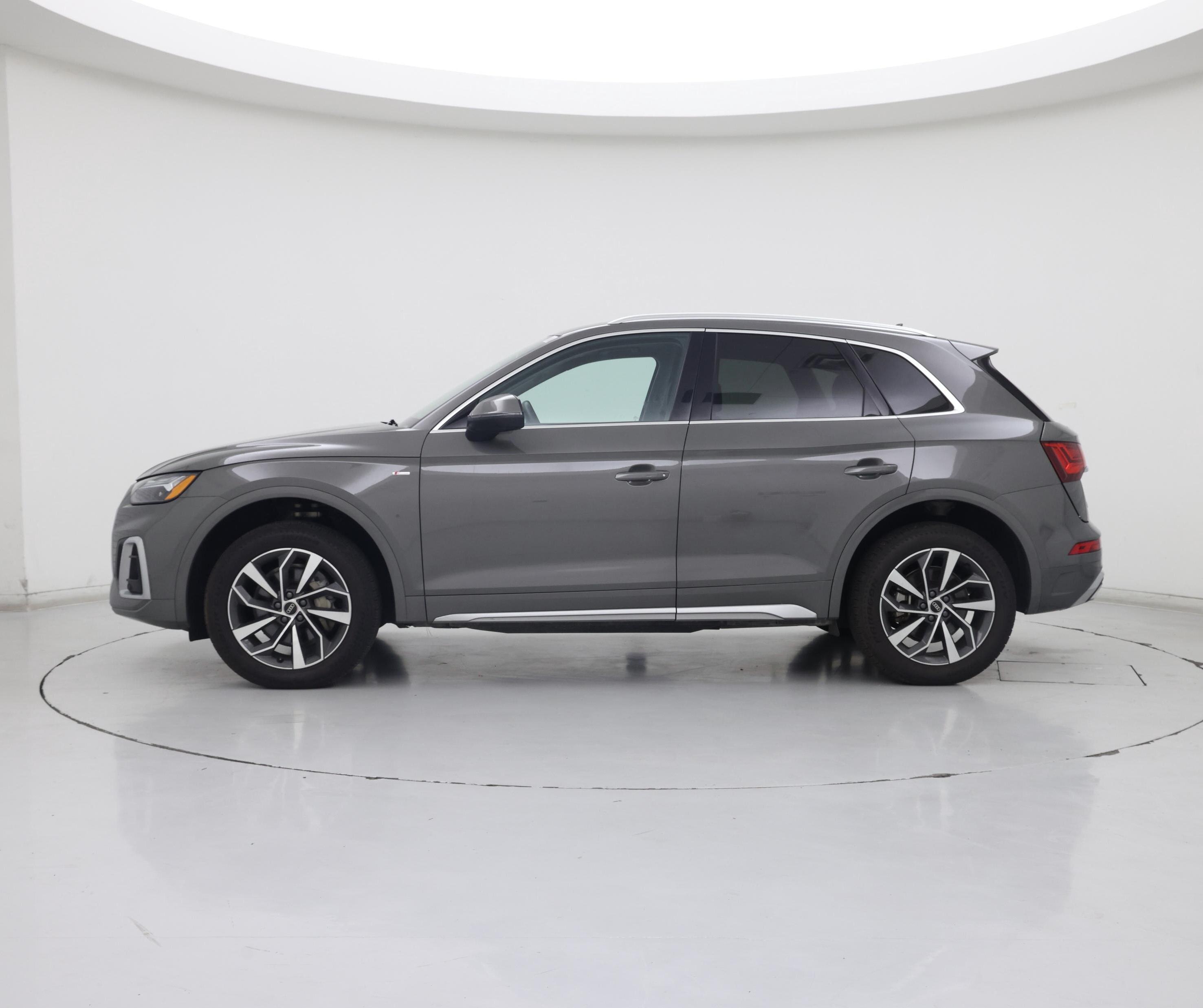 Thumbnail: 2024 Audi Q5 - 3