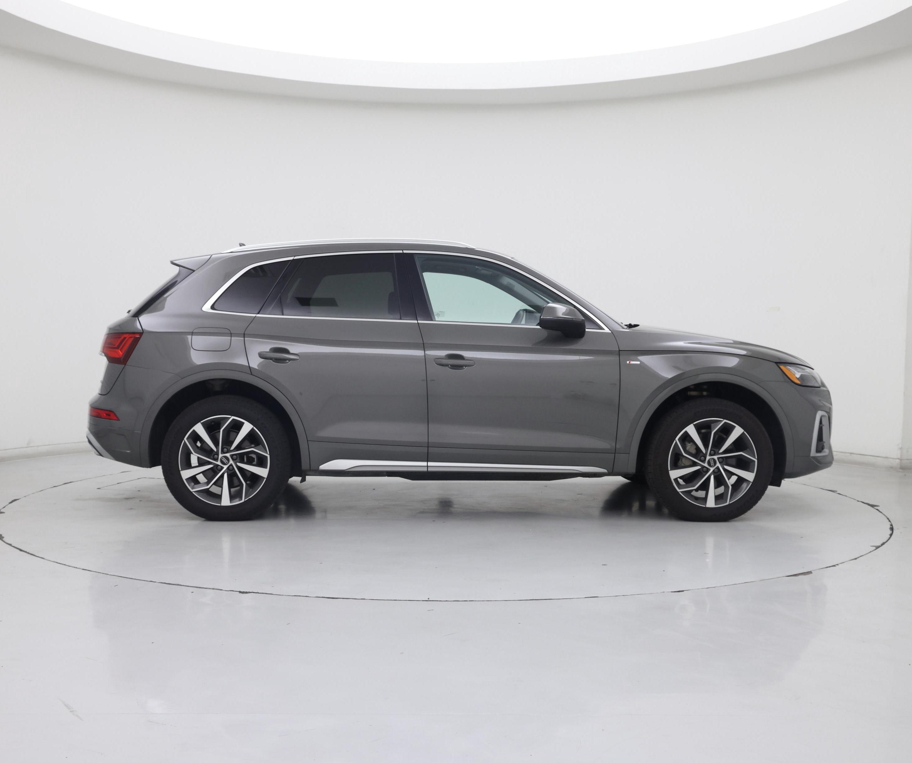 Thumbnail: 2024 Audi Q5 - 7