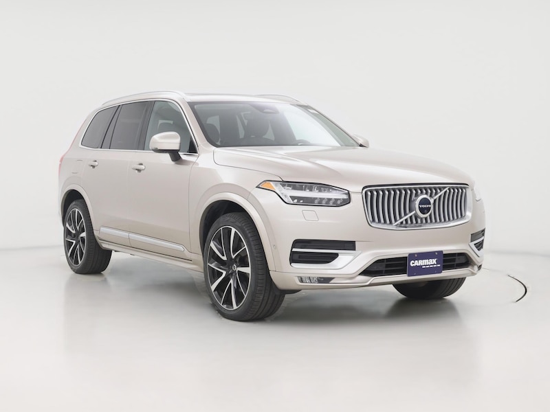 2023 Volvo XC90 B6 Plus