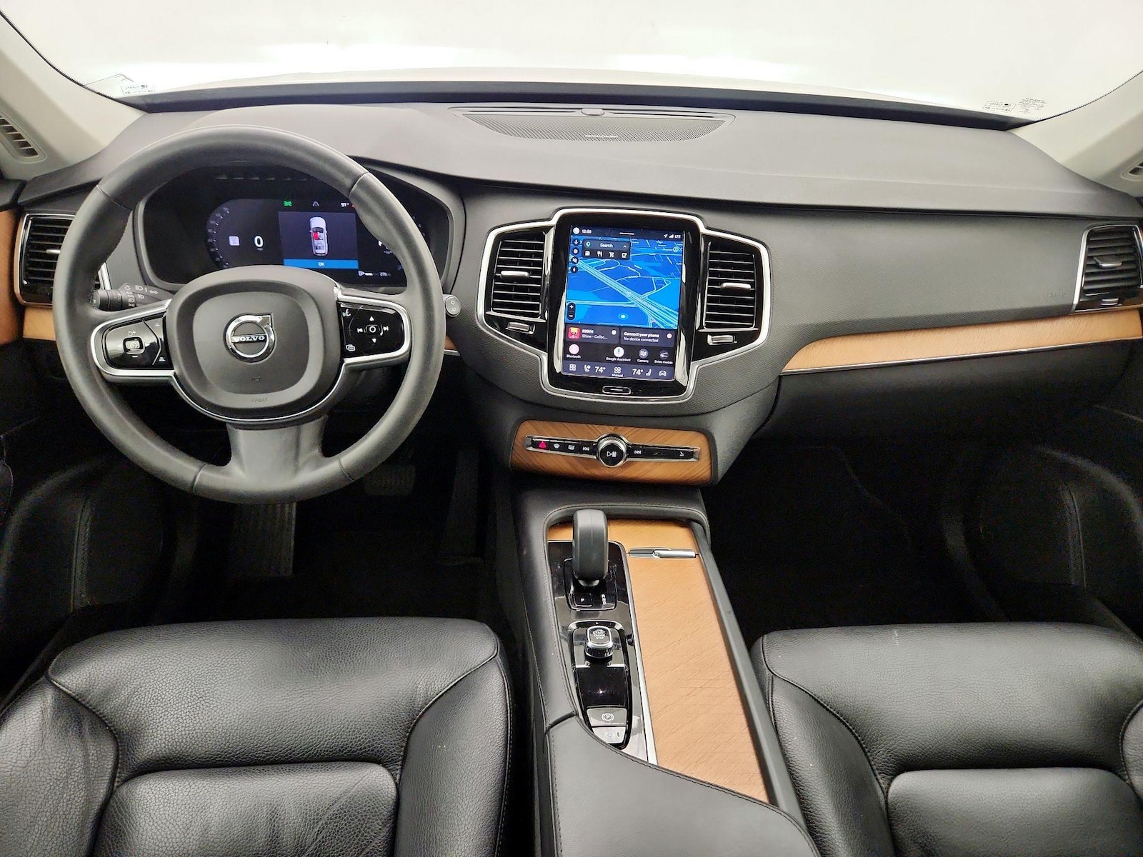 2023 Volvo XC90 Plus - Photo 10