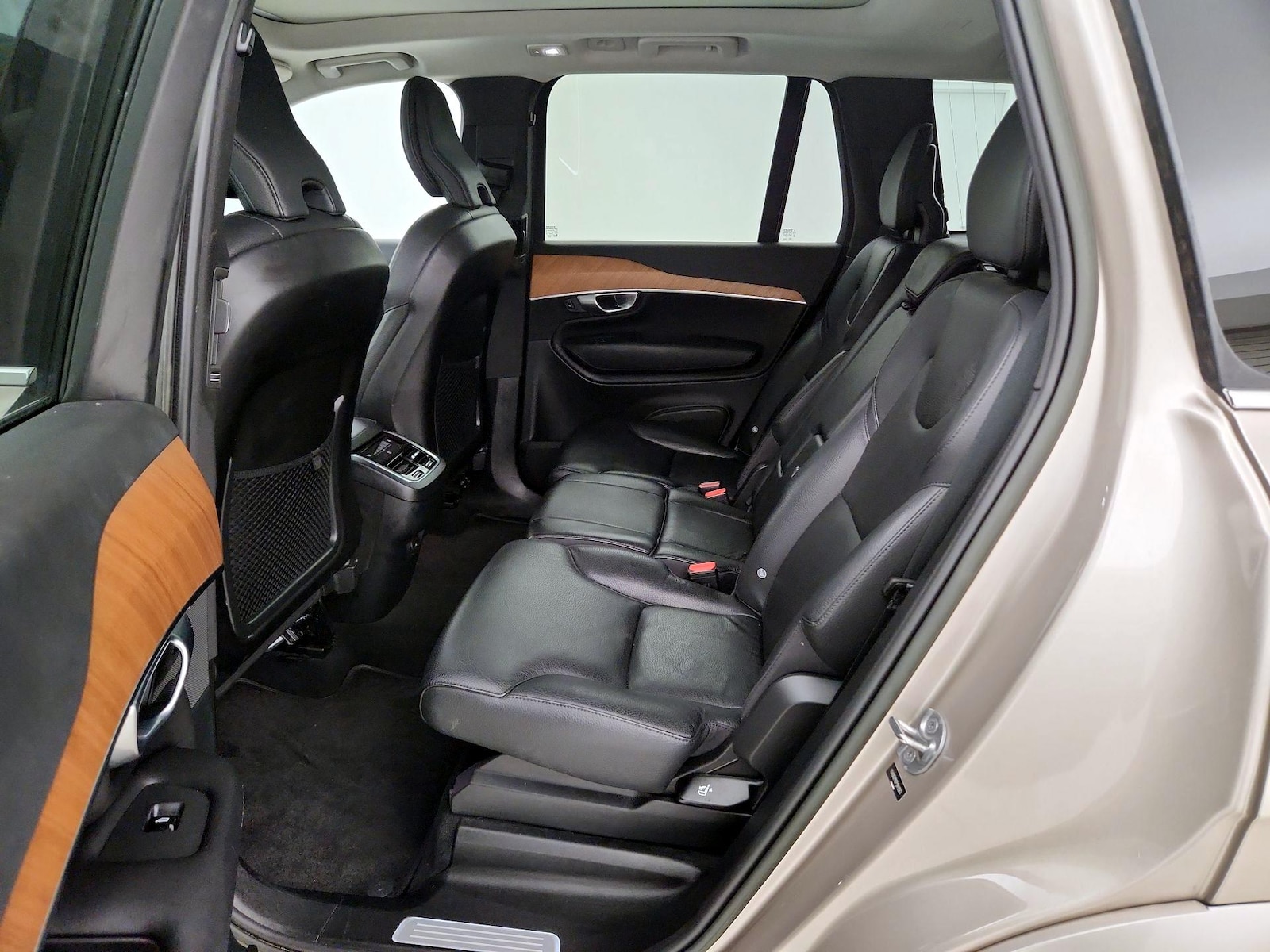 2023 Volvo XC90 Plus - Photo 22