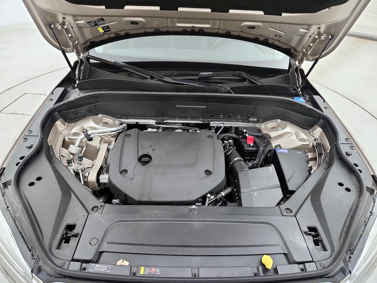 2023 Volvo XC90 Plus - Photo 25