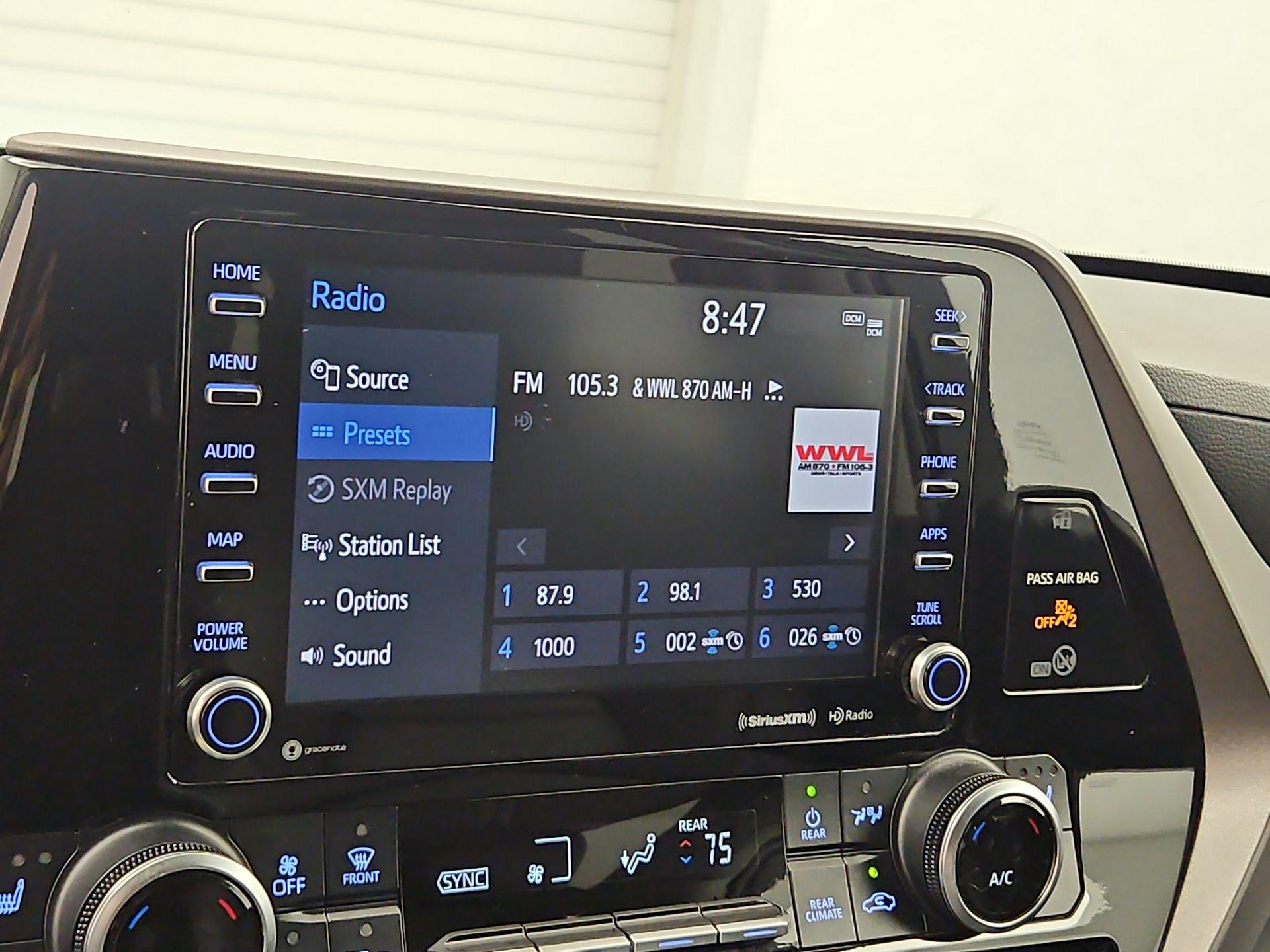 Thumbnail: 2021 Toyota Highlander - 15