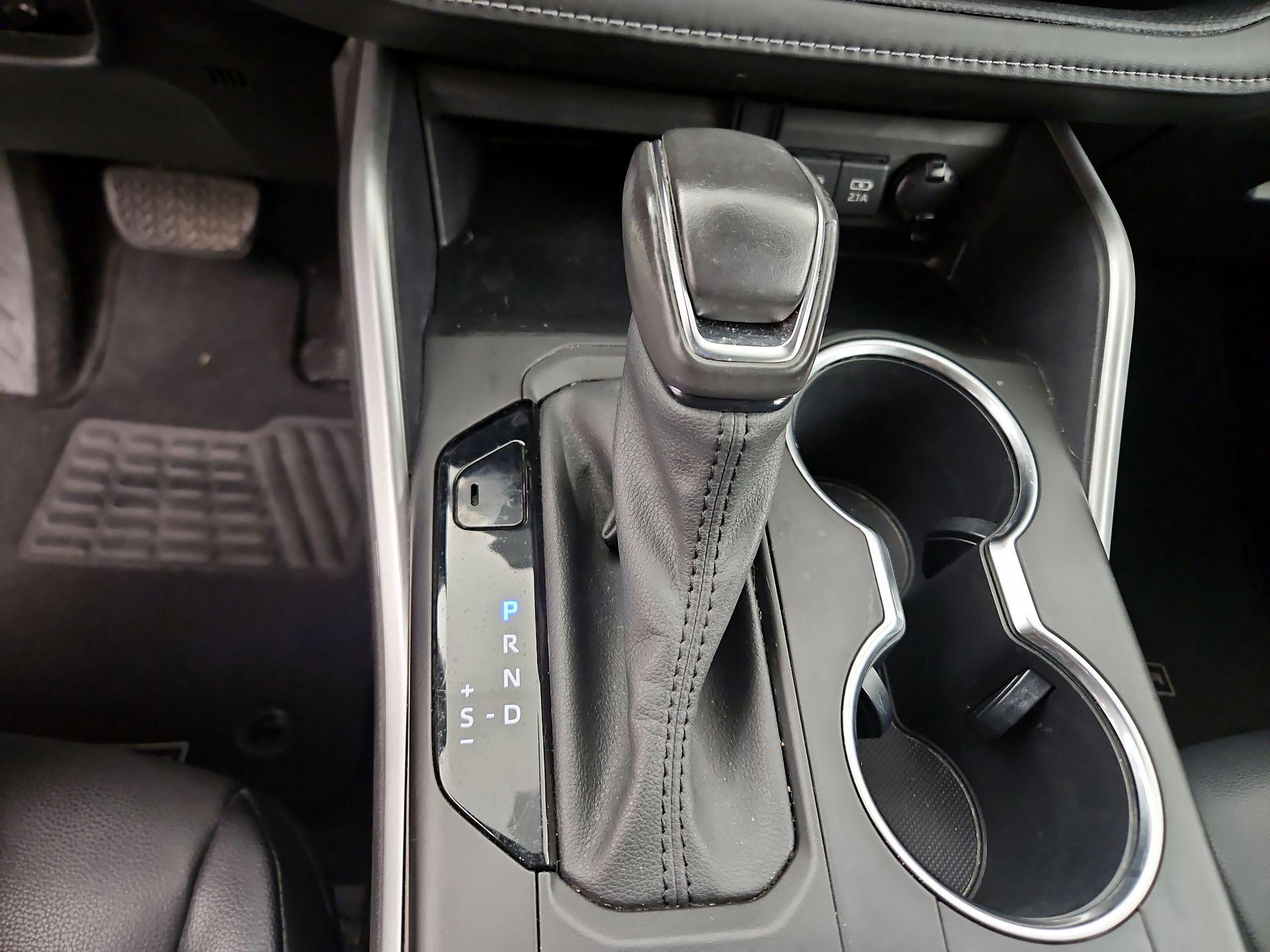 Thumbnail: 2021 Toyota Highlander - 17