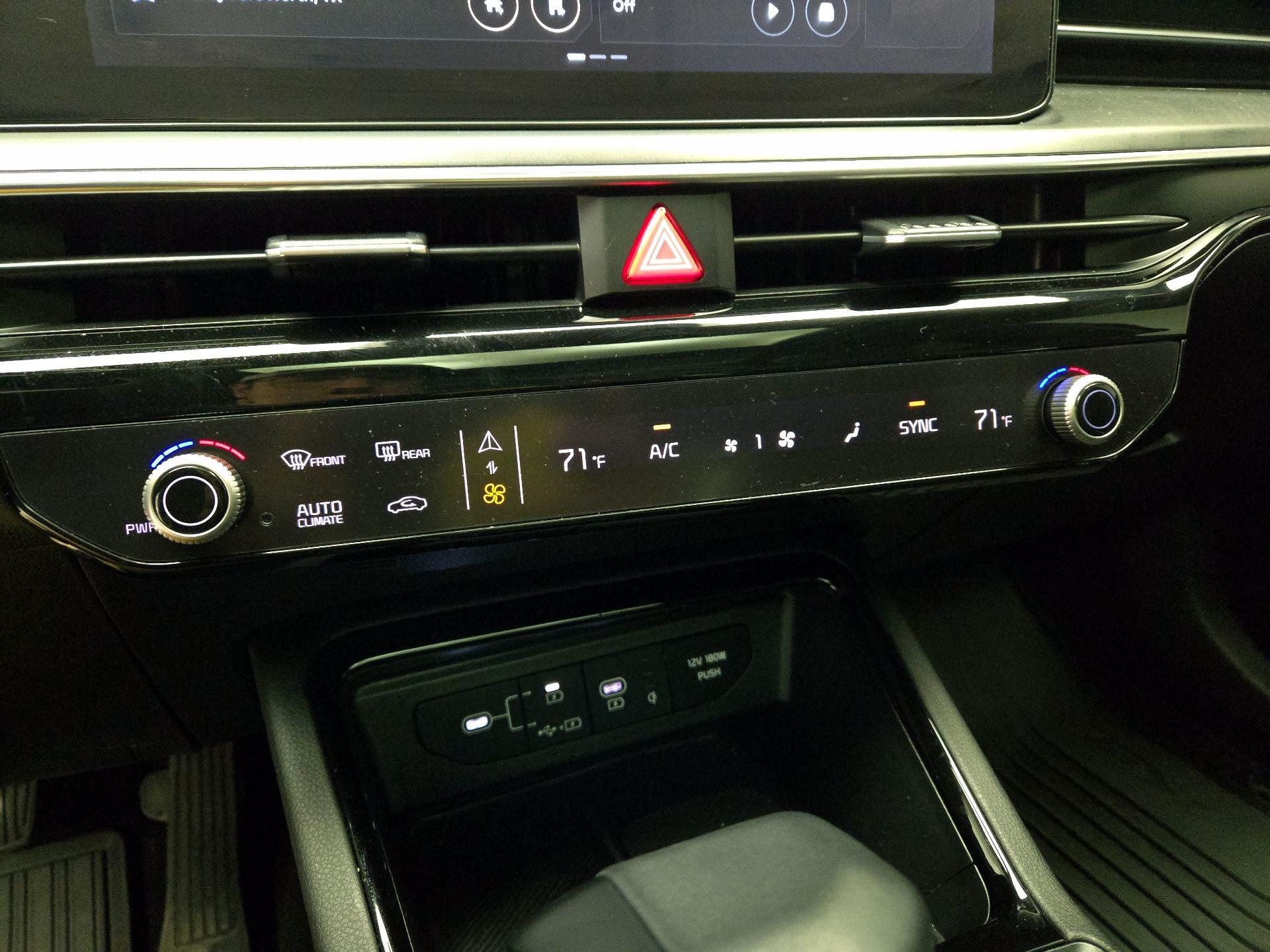 Thumbnail: 2025 Kia K5 - 17